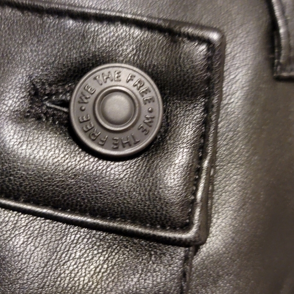 NWOT-We The Free " Wynne" Vegan Leather Skirt-Black-Size 30 - Picture 5 of 12